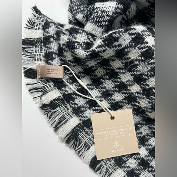 Styline BLACK WHITE REVERSIBLE PLAID VEST KIMONO One size - Picture 6 of 16